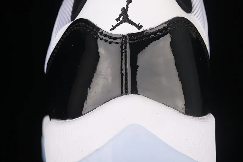 All Categories Air Jordan Jordan Series Basketball Shoes Air Jordan 11 Pure Original Version Air Jordan 11 Low "Concord" AJ11 Concord White Black Original Label Real Carbon Fiber Low-top Basketball Shoes 528895-153